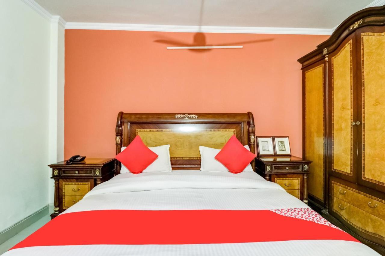 Oyo Hotel R K Residency Gurgaon Dış mekan fotoğraf